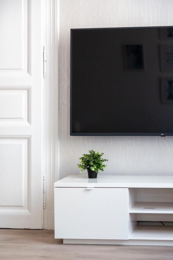 Exclusive Downtown Apartment In The Heart Of Budapest Eksteriør bilde
